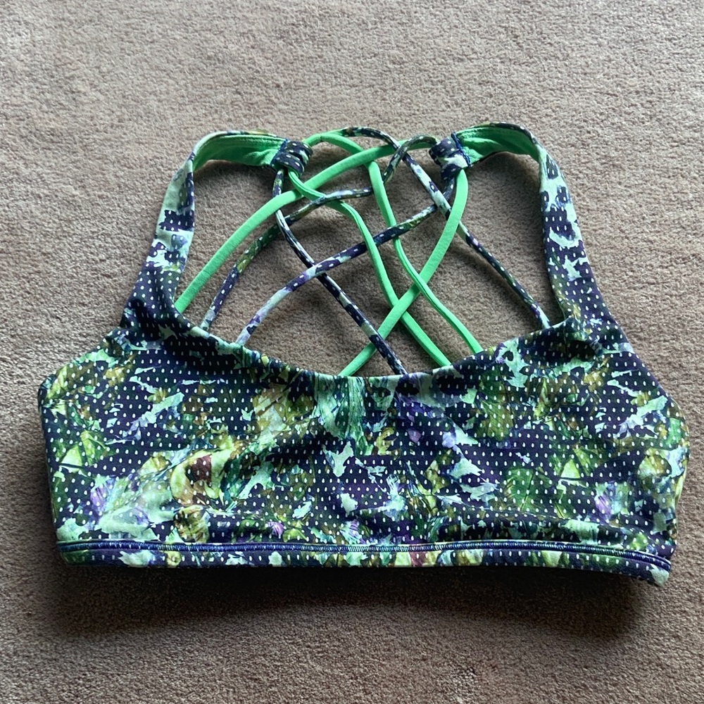 lululemon athletica Green & Navy Strappy Sports Bra